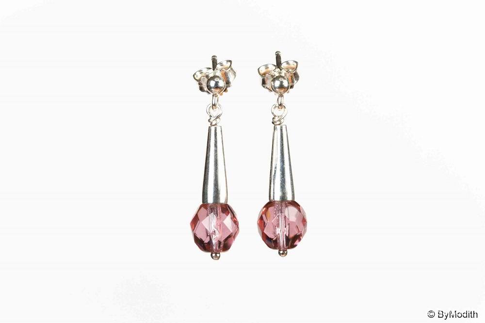 Øreringe med rosa perler og kegler i sølv